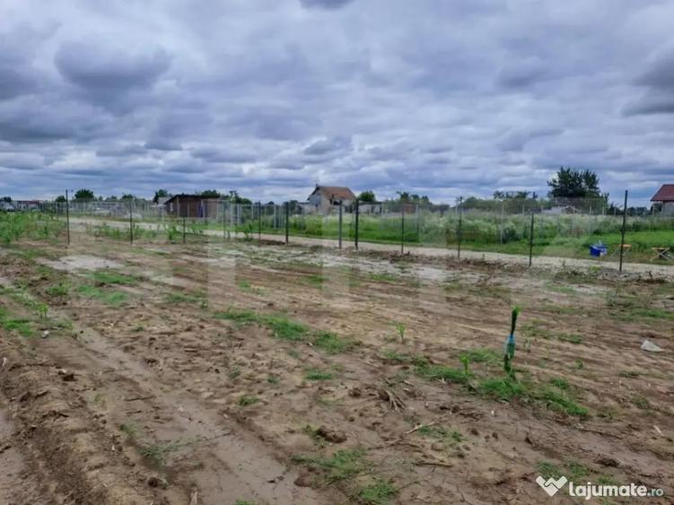 Teren de vanzare, 2400 mp, zona hotel Dana - 5