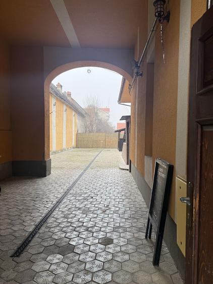 Spatiu comercial de inchiriat Rasnov - 1