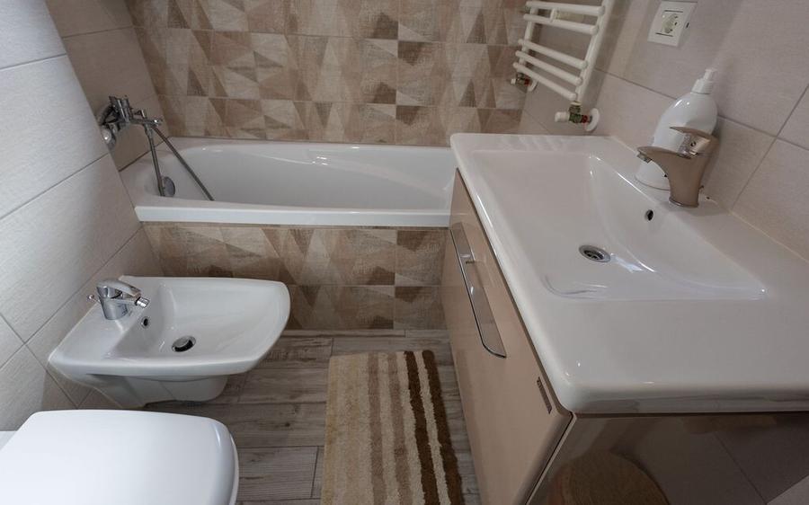 De Vanzare | Vila Lux | Teren 1000 mp | 226mp utili | 3 B... - 2