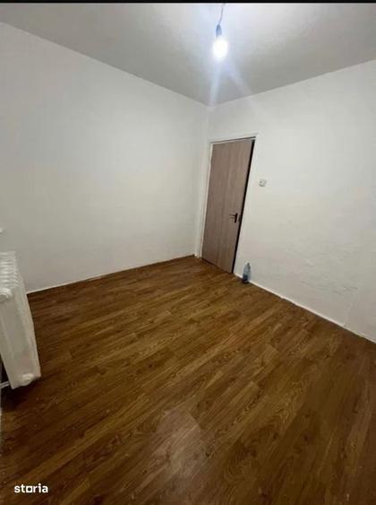 Sector 5 Apartament 3 camere 48 mp utili 75000 Euro - 4