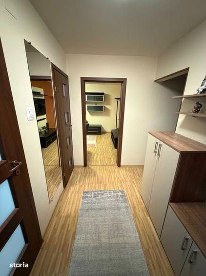 Apartament cu 3 camere decomandat în Drumul Taberei