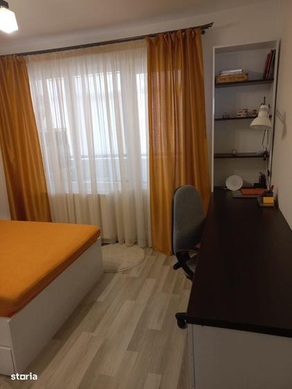 Apartament cu 3 camere în 1 Mai