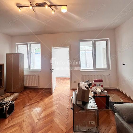 Apartament cu 2 camere decomandat, mobilat în Central