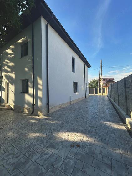 Casă cu Teren 1000 Mp în Nanov