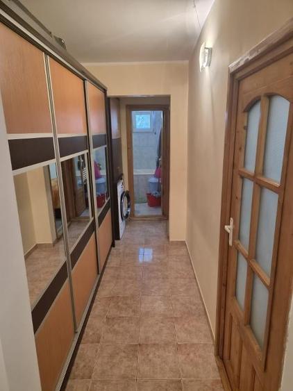 Apartament cu 2 camere în Micro 39