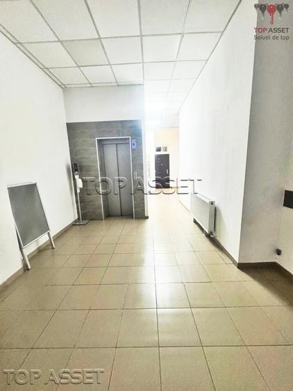 Birou, de 12 mp, în Gorjului