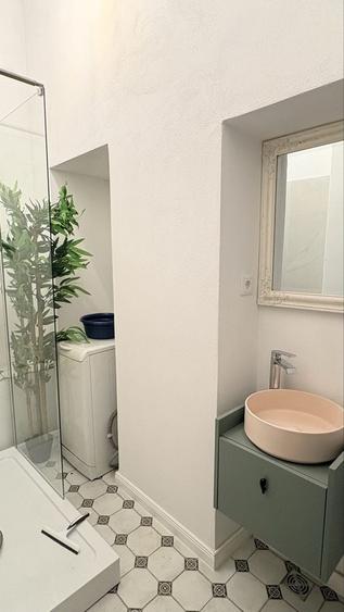 Apartament cu 2 camere decomandat în Ultracentral