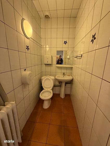 Casă cu 4 camere cu Teren 60 Mp în Vitan