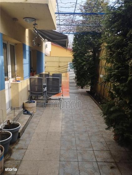 Casă cu 4 camere în Vitan