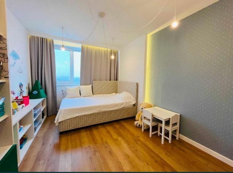 Apartament cu 3 camere decomandat în Dristor