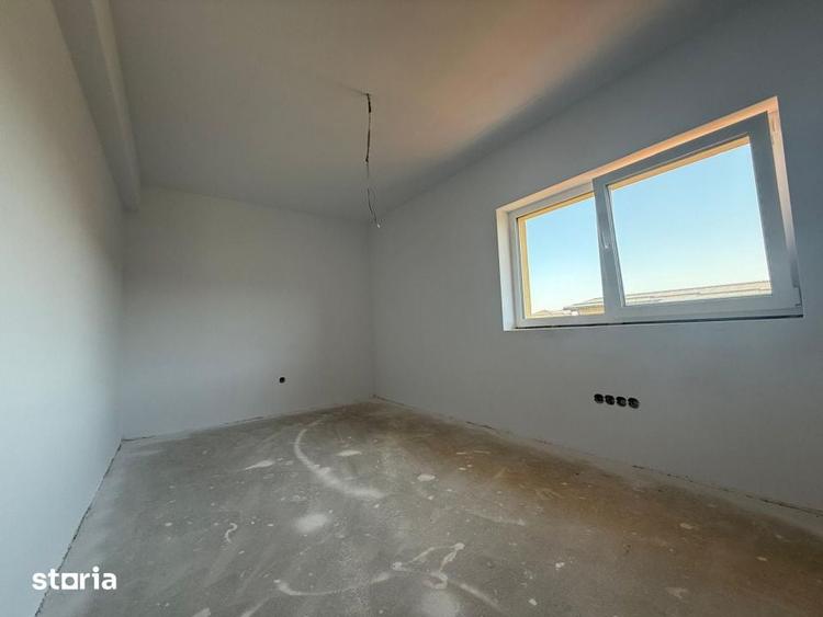 Casă cu 4 camere cu Teren 438 Mp în Apahida