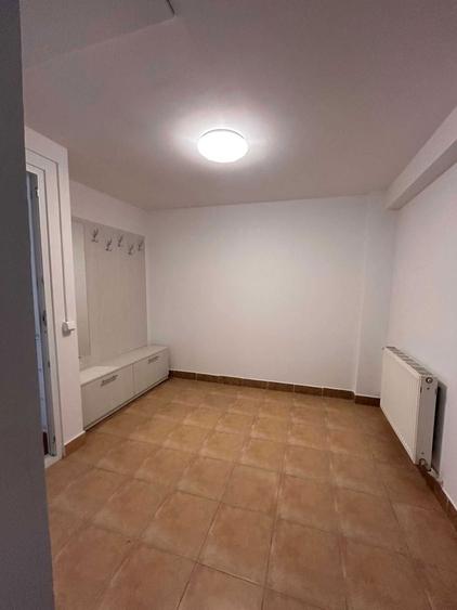 Inchiriez apartament cu doua camere complet mobilat si utilat - 1