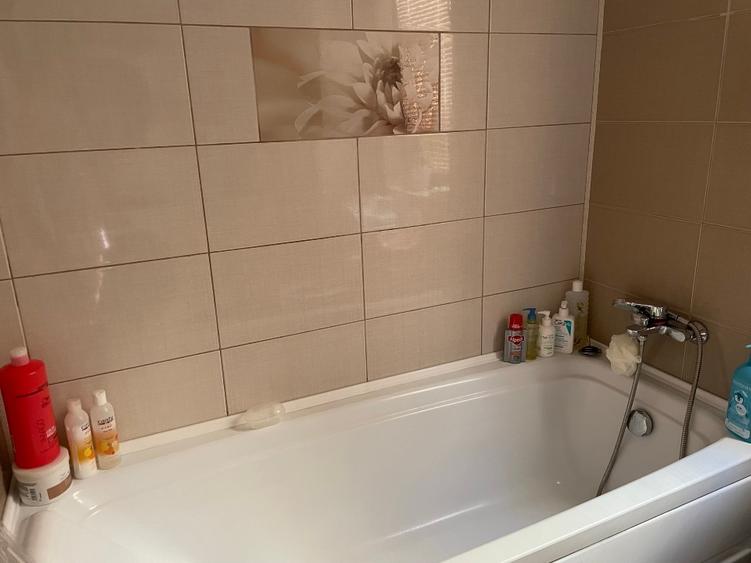 Vând apartament 3 camere - 10