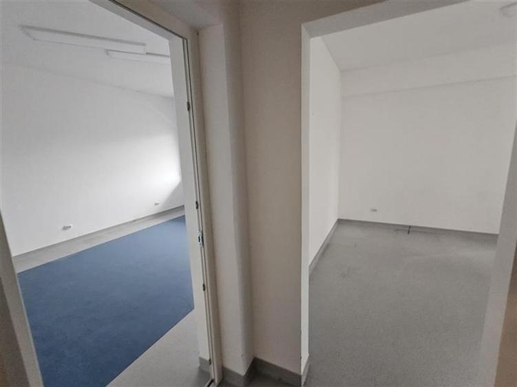 Inchiriere spatiu clinica langa metrou Aurel Vlaicu - 280 mp - 9