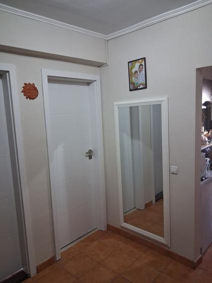 Inchiriez ap. 3 camere Sesul de Sus Floresti - 8