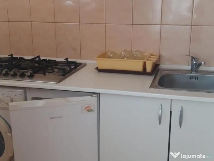 Proprietar inchiriez garsoniera galata - 1