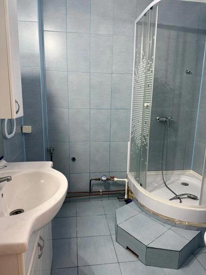 Central - Inchiriere casa 2 camere - Str. Revolutiei - 2