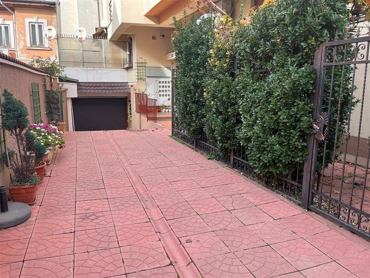 Vanzare apartament 122 mp  | Obor || parter inalt /4 | constructie 2008 | loc de - 1