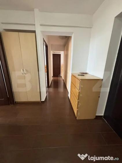 Apartament cu 3 camere decomandat în Gheorghe Doja