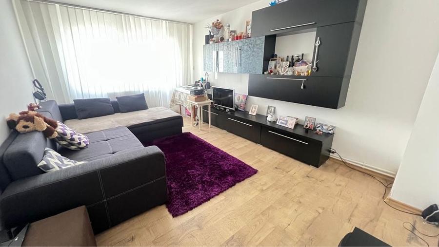 Vand apartament 2 camere decomandate ! - 1