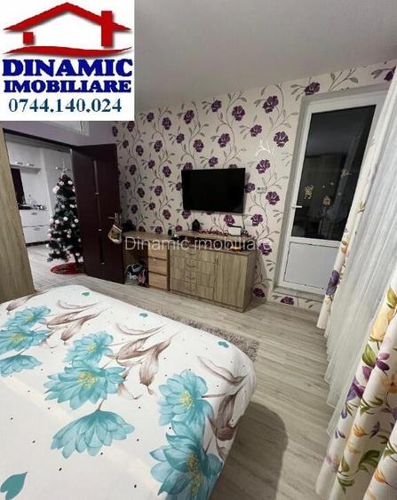 Ap 1 cam, et 1, str Mihai Stamatin. Pre? 250 eur/ luna Ap 1 cam, et 1, str Mihai Stamatin. Pre? 250 eur/ luna