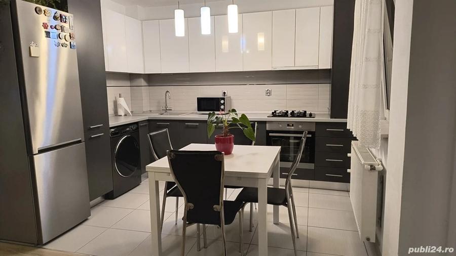 Persoana fizica vand ap 3 camere (etaj 3 din 4) zona Tineretului - 1