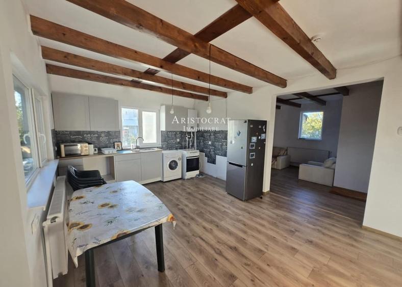 Casa 3 camere si curte cu pomi fructiferi - 9