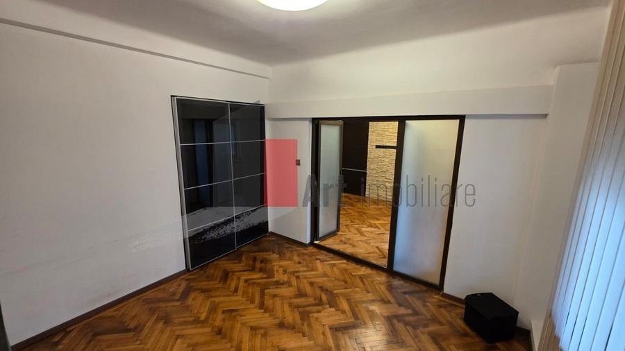 Apartament cu 3 camere-Parcul Carol-Monetarie-cu centrala+loc de parcare - 4