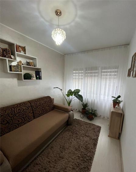 Apartament 3 cam renovat complet Tiglina 3 - 4