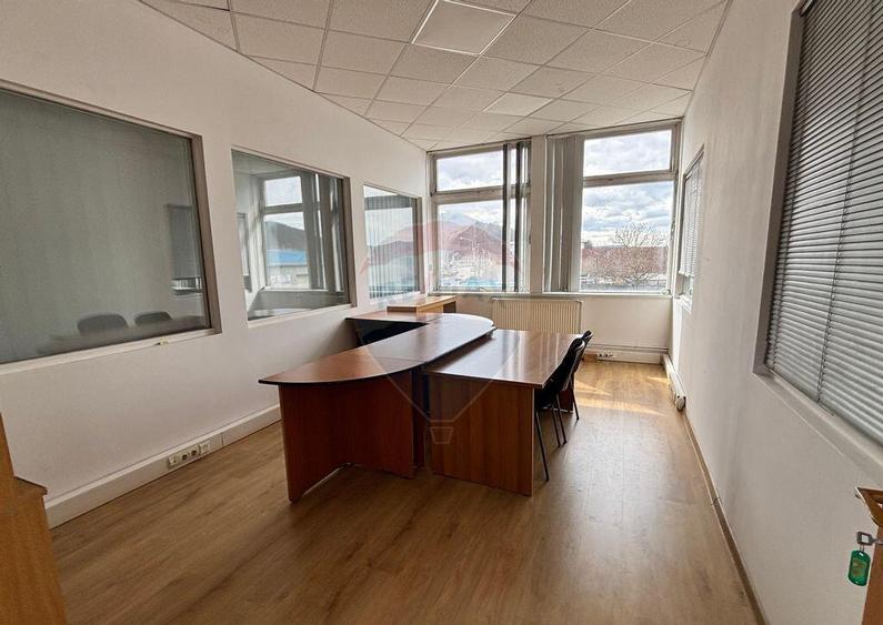 Spa?iu de birouri de 431mp in zona Kaufland Medias - 17