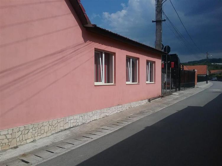 SPATIU COMERCIAL GROSI  400 MP - 2