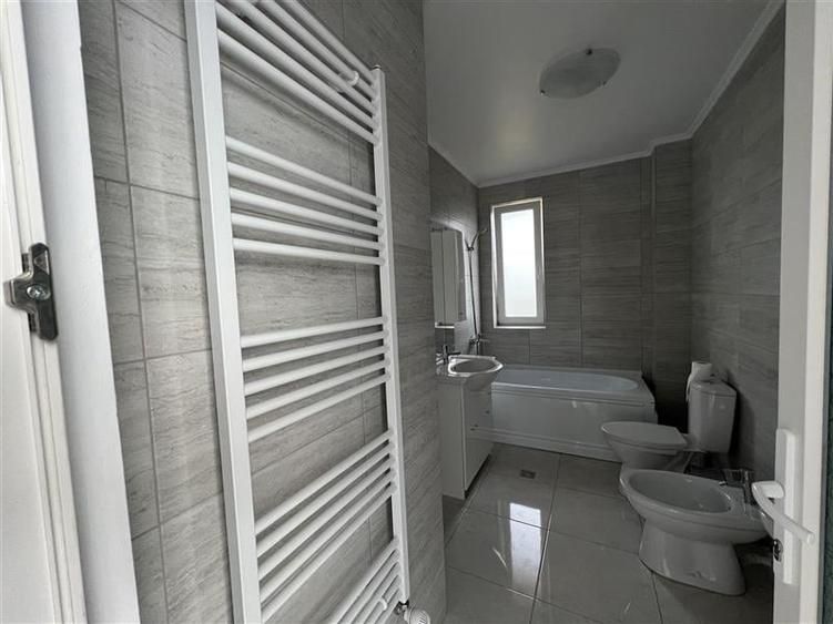 Casa noua,Mobilata,Utilata zona Voronet cu panorama spre oras - 16