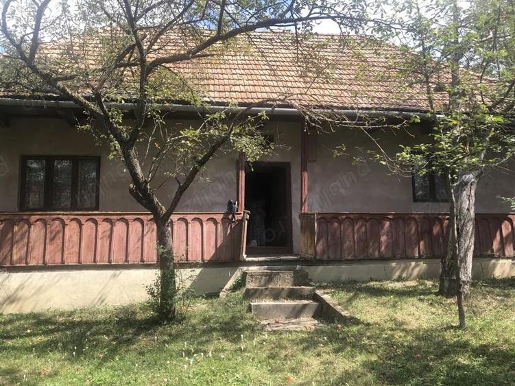 Casa batraneasca de vanzare in satul Martanus, Jud. Covasna - 1