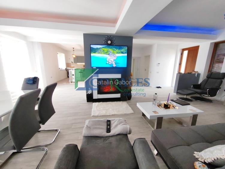 Complet Mobilat! Modern! Pozitie Excelenta! Complet Mobilat! Modern! Pozitie Excelenta!