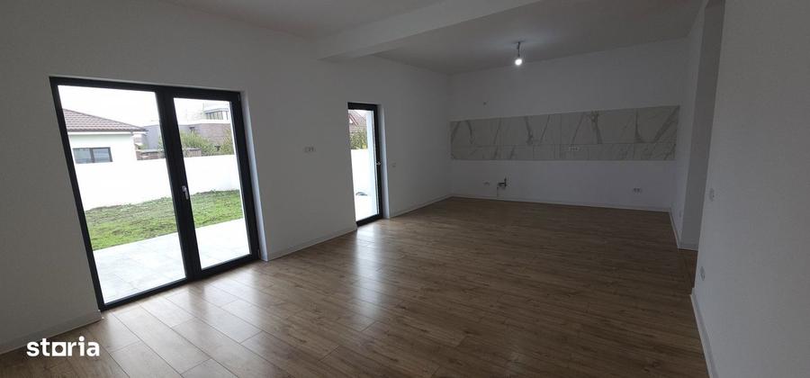 casa , vila in Cumpana ,zona foarte buna - 3