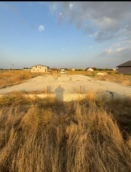 Vand teren intravilan in suprafata de 1000 mp situat in comuna Castelu - 6