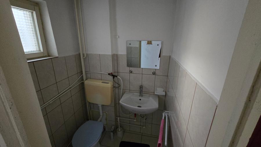 Apartament 3 camere Gorjului Apusului Decomandat Metrou  Bloc dupa 1977 - 12