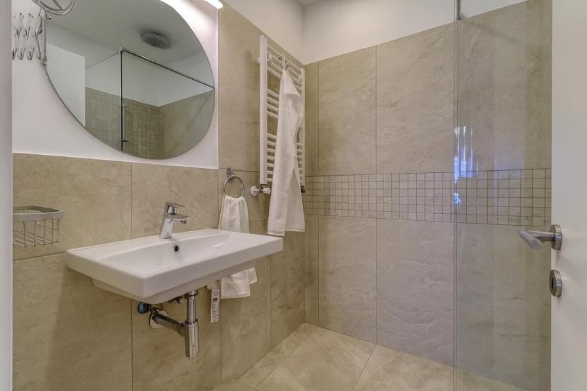 Vila 150mp PIPERA> MUTARE IMEDIATA> Curte, Sauna & 2 Locuri parcare - 10