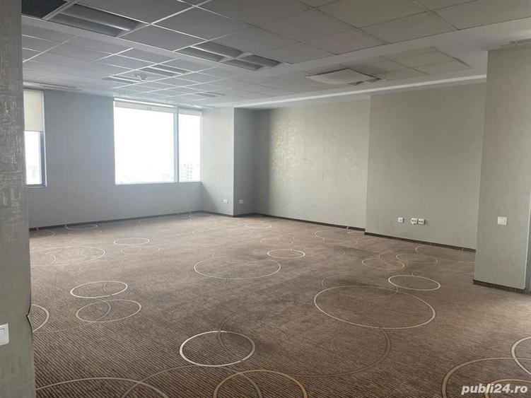 Inchiriez spatiu birouri clasa A, in Pitesti, ultracentral, open-space - 2