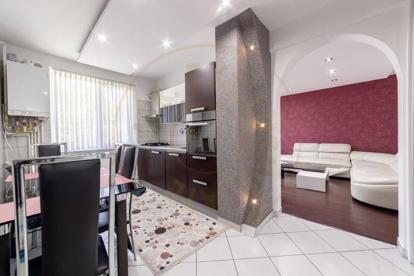 Apartament ultracentral 3 camere -munte- Campulung Muscel! - 11