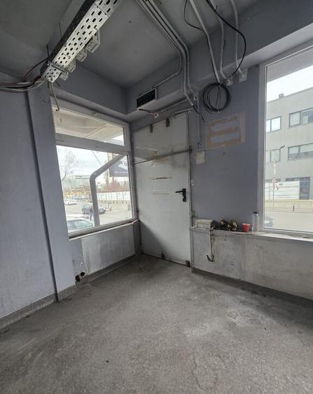 Zona Metrou Dimitrie Leonida spatiu 100 mp vizibilitate buna - 1