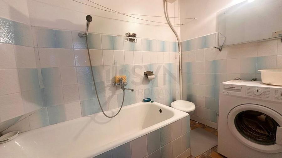 REV2005148 Casa de vanzare Polona l Curte - 10