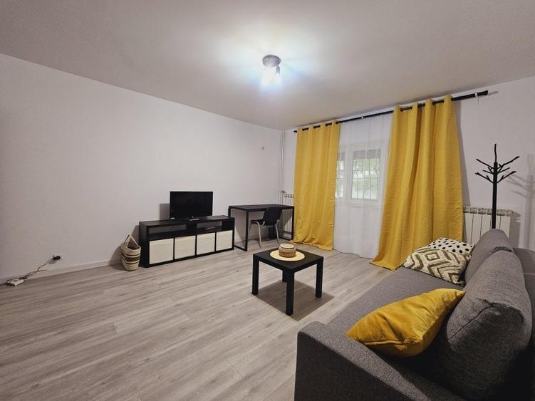 Timpuri Noi metrou | Mircea Voda | Camera de Comert | Bloc anvelopat | Renovata - 1