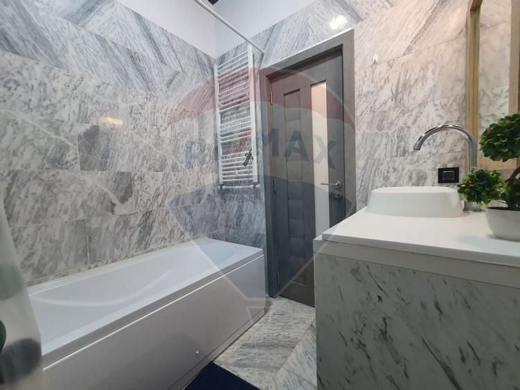 Vanzare Studio de lux in zona Tomis Nord - 15