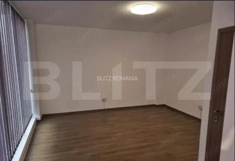 Spa?iu birou, 25 mp, Zona Dambul Rotund Spa?iu birou, 25 mp, Zona Dambul Rotund