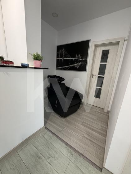 Închiriere post de lucru coafor / frizerie - 5