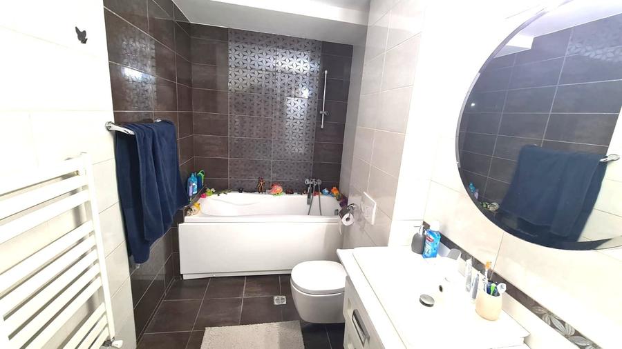 Apartament 2 camere de închiriat – Trocadero, bloc nou, lift - 11