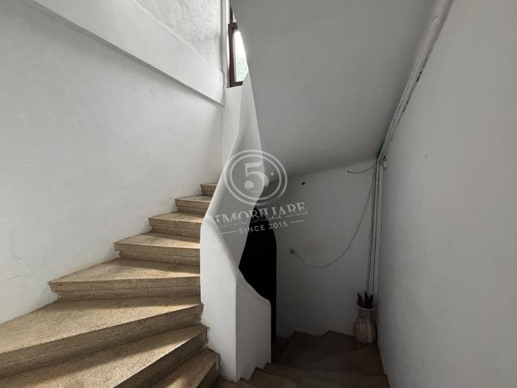 Apartament cu 2 camere semidecomandat, mobilat în Primăverii