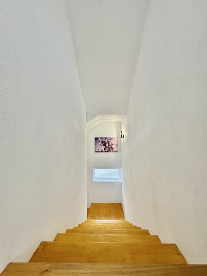 Cas&Ccedil; de Lux - 1084 mp teren - 275 mp utili + Pod + Saun&Ccedil; + Studio Yoga - 17