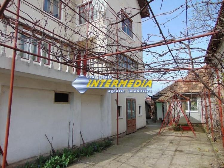 CASA 6 CAMERE I DE VANZARE I CENTRU I PRETABILA CABINETE, GRADINITA , BIROURI I - 4